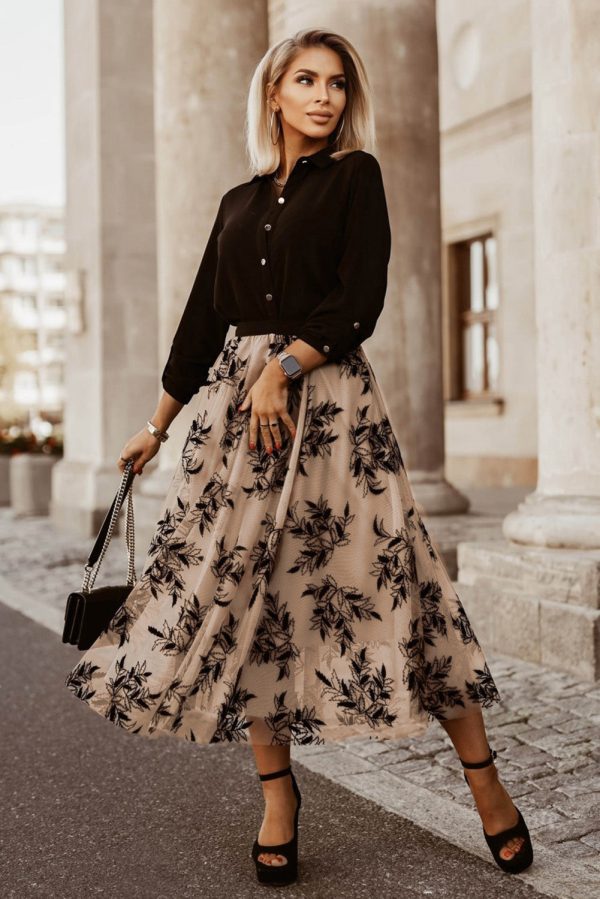 Apricot Floral Leaves Embroidered High Waist Maxi Skirt Fashion