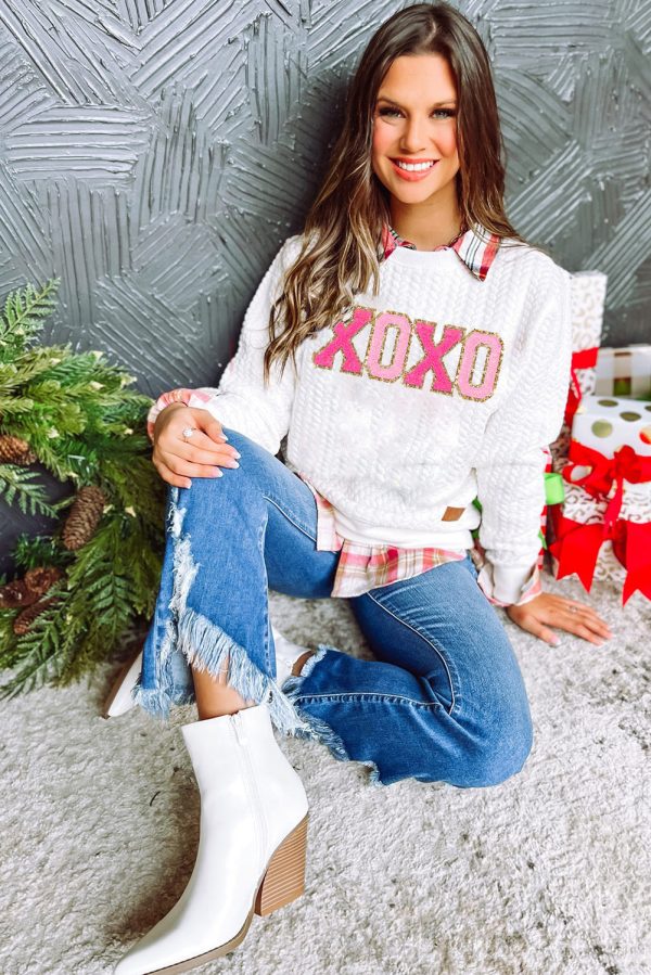 White XOXO Glitter Chenille Cable Knit Pullover Sweatshirt Supply