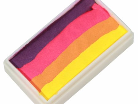 TAG Summer Nights 1 Stroke Split Cake 30g (Non Cosmetic) Hot on Sale